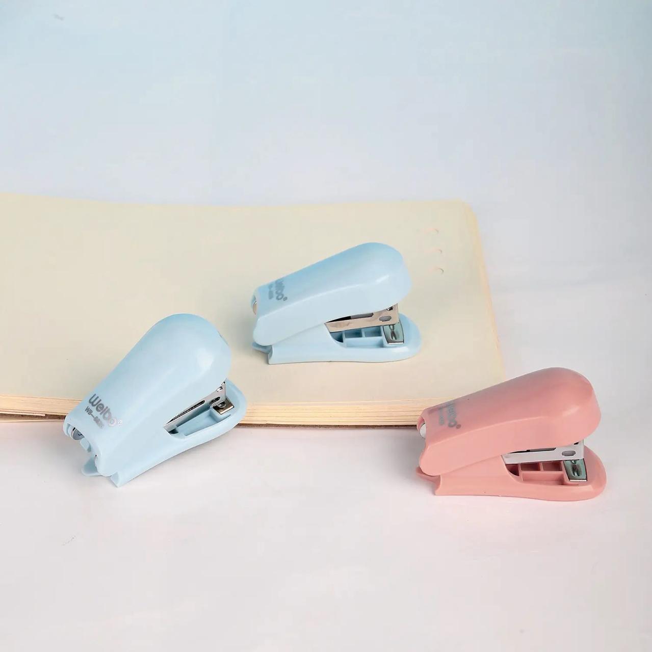 portable-durable-staplers-office-and-schools-plastic-stapler-stationery_PD5819
