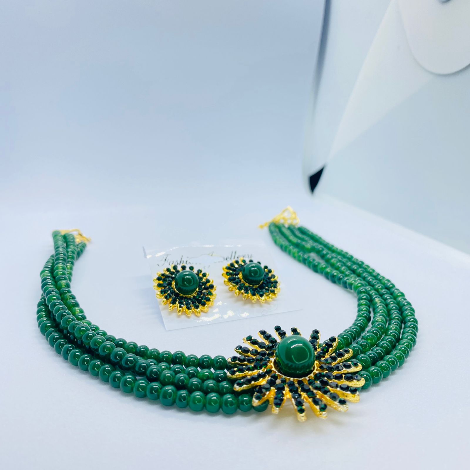 fancy-traditional-jewelry-set-for-women_PD6190