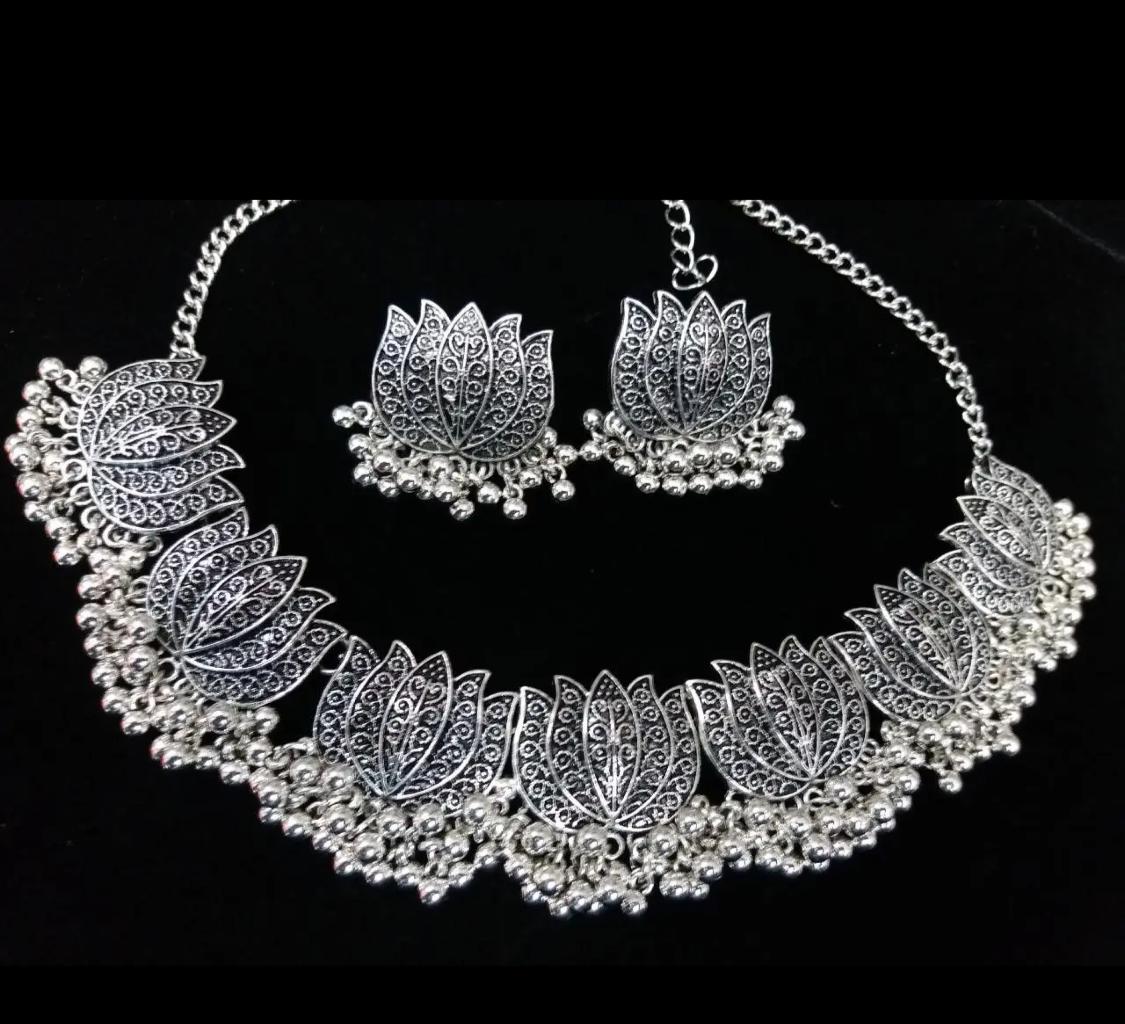 antique-silver-afghani-flower-choker-necklace-with-earrings-for-women-amp-girls_PD6181