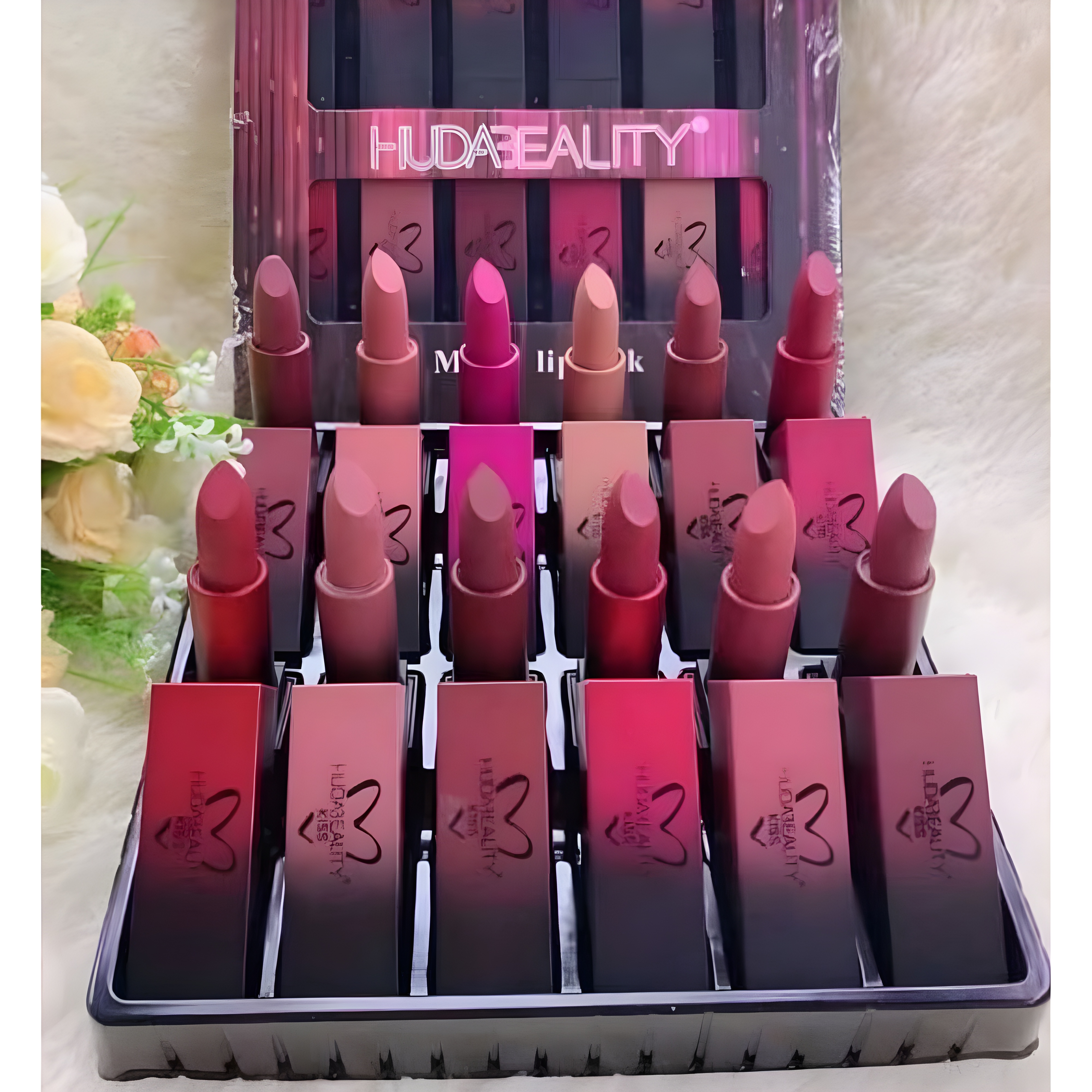 huda-bullet-matte-lipstick-pack-off-12_PD5568