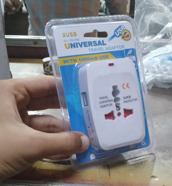 usb-universal-travel-adapter-protector-with-2-usb-charger_PD4769