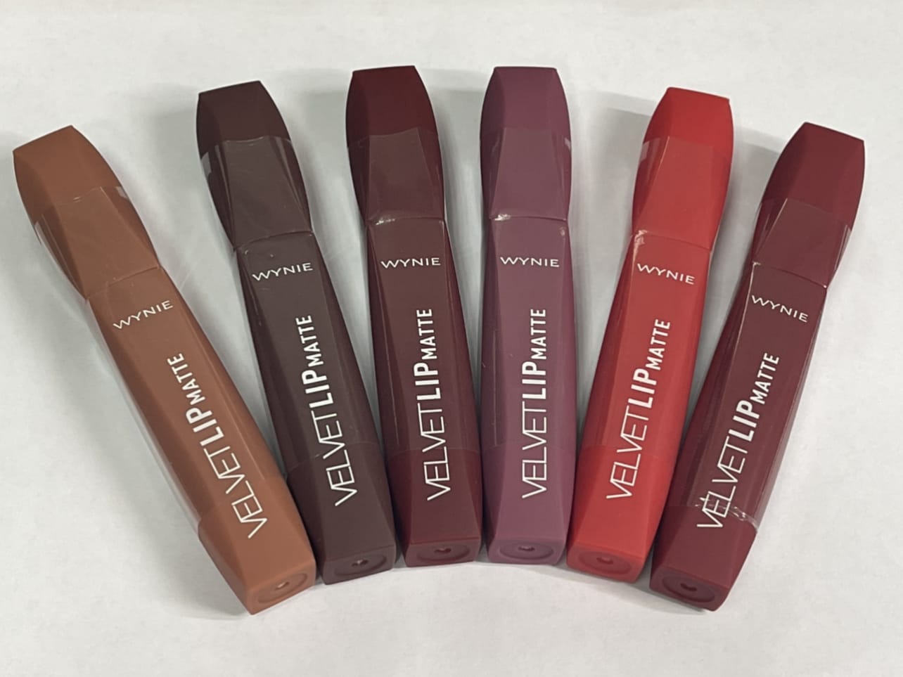 pack-of-6-wynie-velvet-lip-matte-lipgloss_PD5342