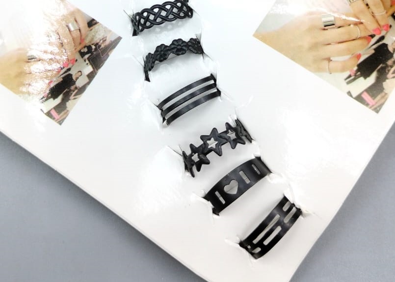 pack-of-10-adjustable-multiple-design-ring-set---black_PD5256