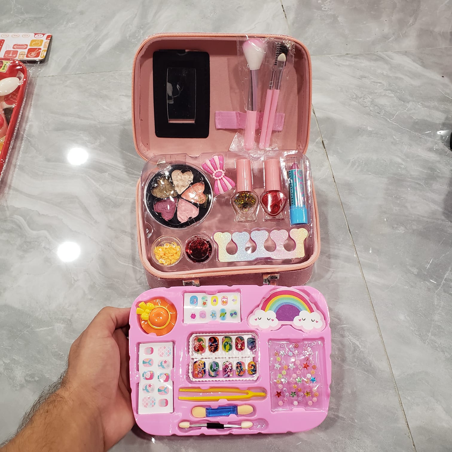 girls-make-up-set-portable-makeup-beauty-box-for-kids_PD4011