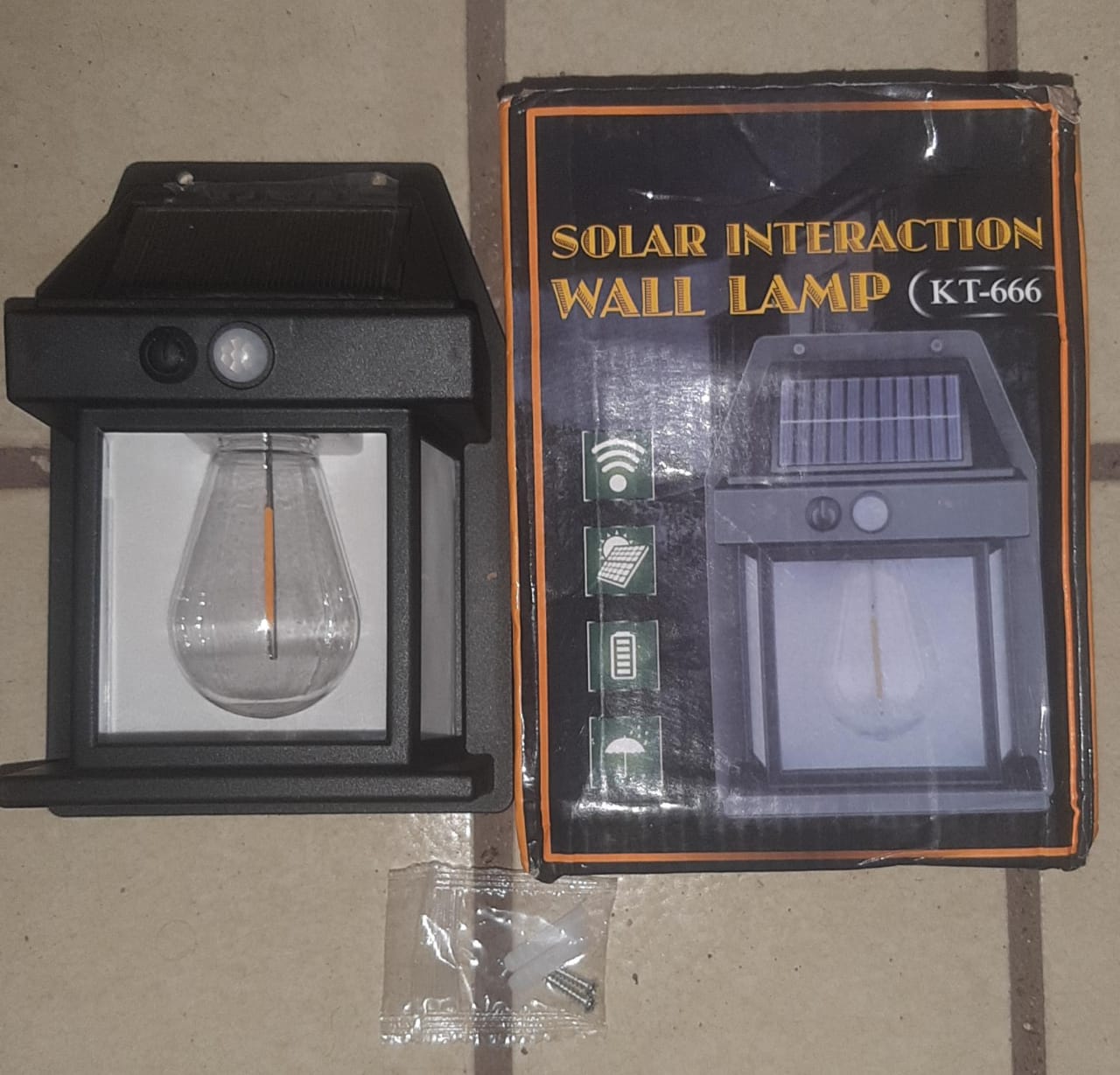 solar-tungsten-filament-lamp-outdoor-waterproof-intelligent-induction-wall-lamp-courtyard-garden-villa-lightingkt-666_PD7892