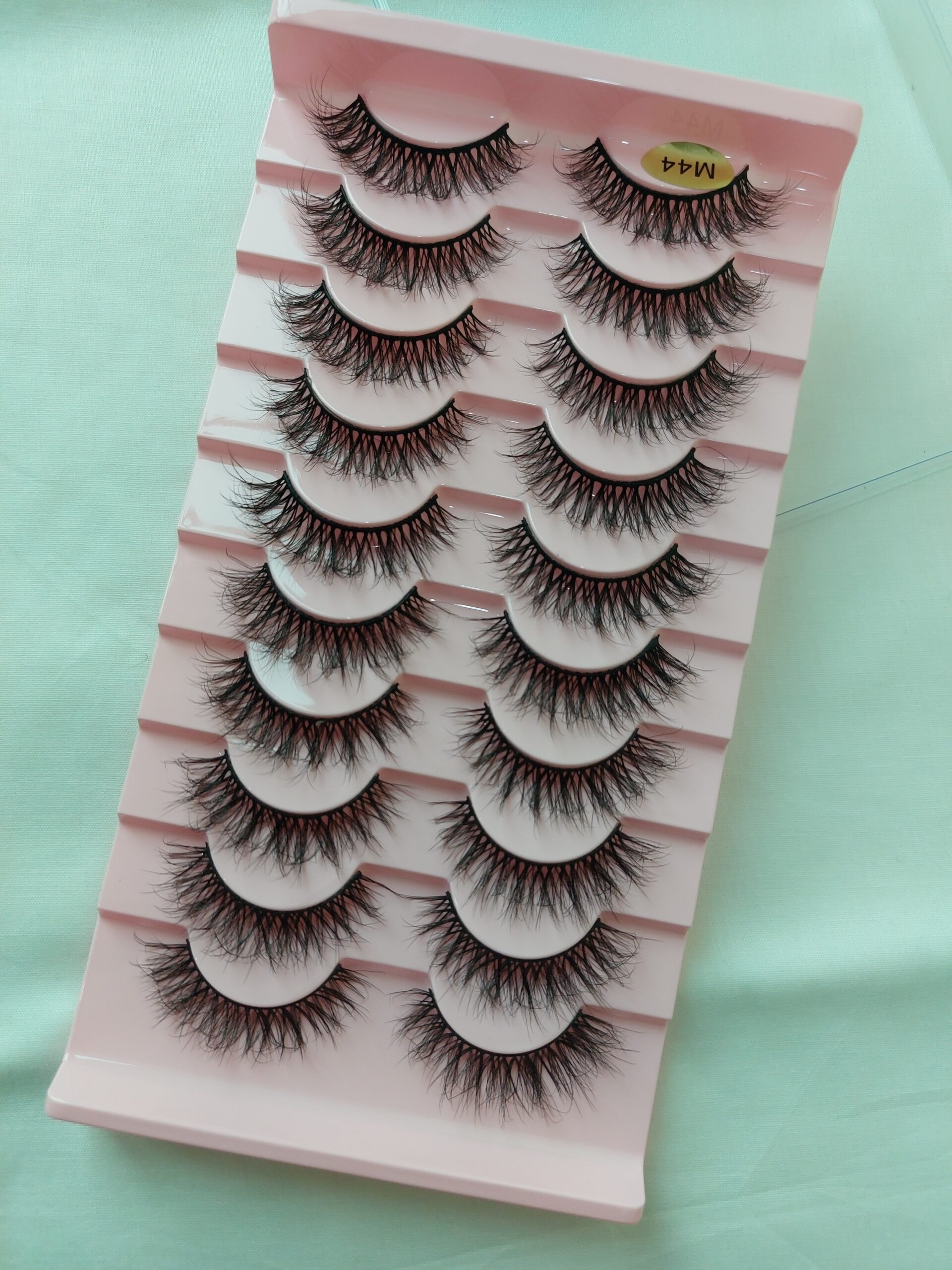 10-pack-mink-eyelashes-m44_PD4465