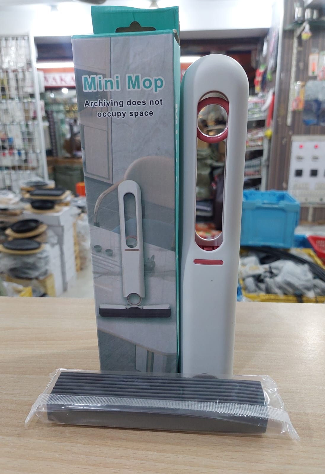 portable-mini-squeeze-desk-cleaner-glass-sponge-cleaner-mop-household-home-kitchen-car-cleaning-tool_PD3888