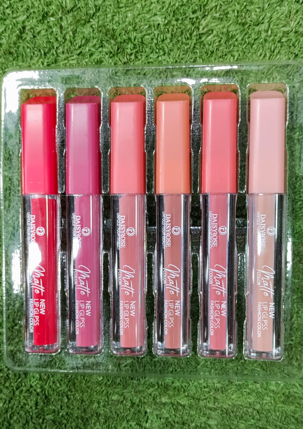 pack-of-6-daisy-rose-nude-lipgloss_PD4810