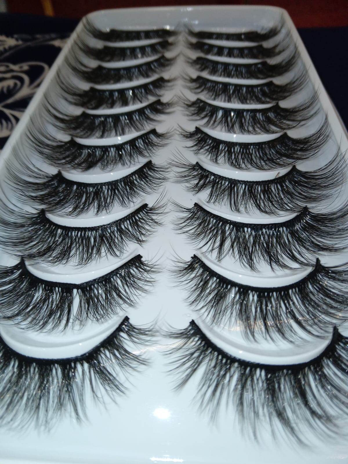 10-pack-eyelashes-5_PD3385