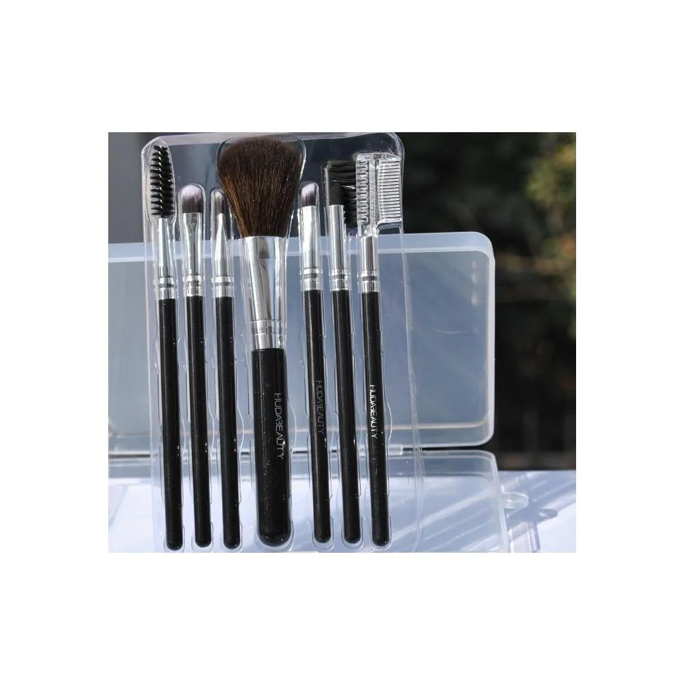 7-pcs-huda-beauty-makeup-brush-set_PD2868