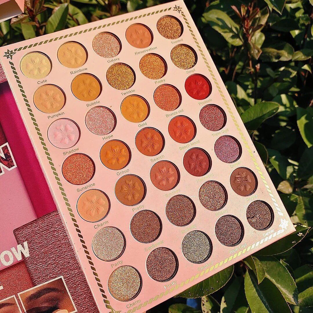 igoodco-strawberry-moonlight-eyeshadow-palette-pearlescent-blush-and-eyeshadow-palette_PD1467