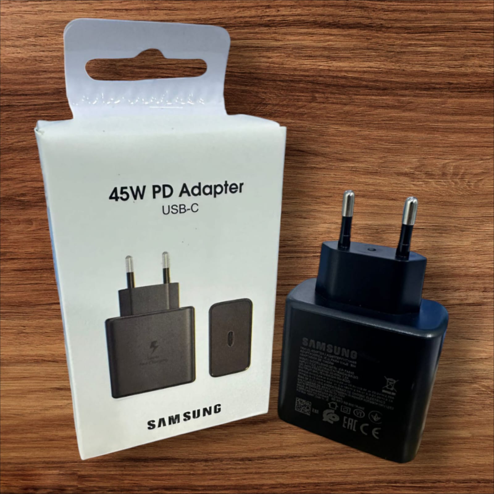 samsung-45w-pd-super-fast-charger-a-quality---travel-adapter-black_PD2576