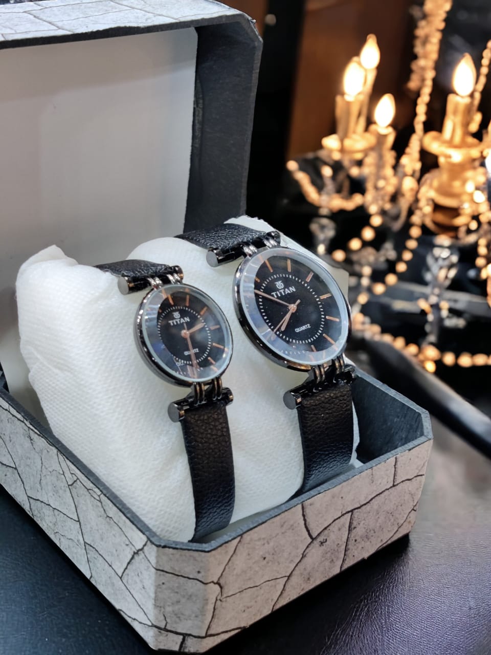 pair-watchesleather-strap_PD1634