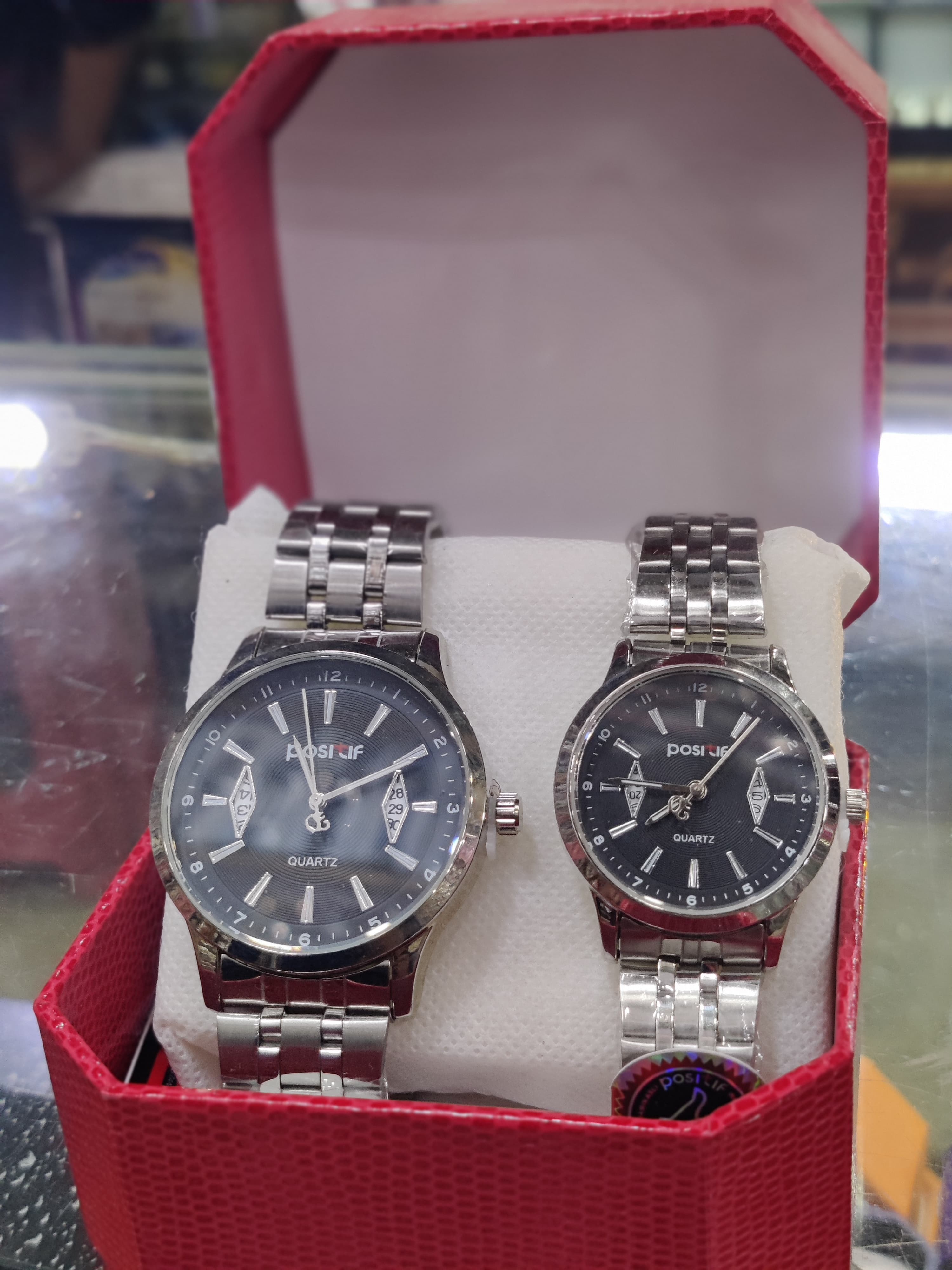 positif-good-looking-dile-couple-watch-with-steel-chain-watch_PD1540
