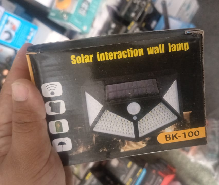 solar-interaction-light-solar-charging-led-induction-motion-sensor-wall-lamp-for-outdoor-garden-courtyard-bk-100_PD2867