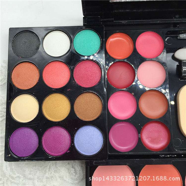 make-up-kits-all-in-one-box-set-cosmetic-eye-shadow-palette-matte-gift-makeup-kit-full-blush-makeup-set_PD2901