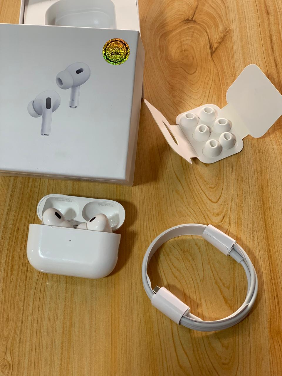 airpods-pro-2nd-generation-platinum-with-anc_PD2210