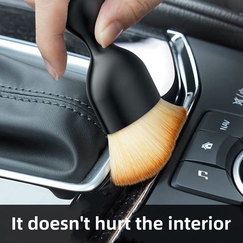 car-interior-dust-cleaning-detailing-soft-brush_PD1051