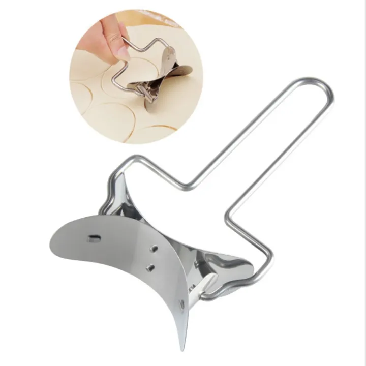 rolling-dough-cutter-dumpling-making-tool-kitchen-cutter-roller-wood-handle_PD1033