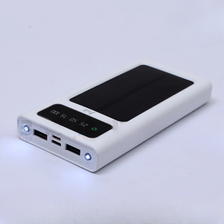j-118-solar-energy-power-bank-21a_PD1059