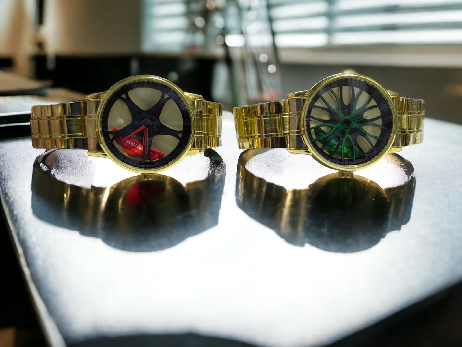 golden-ferarri-rim-watch-for-mens-golden-chain-with-random-mix-dials_PD429