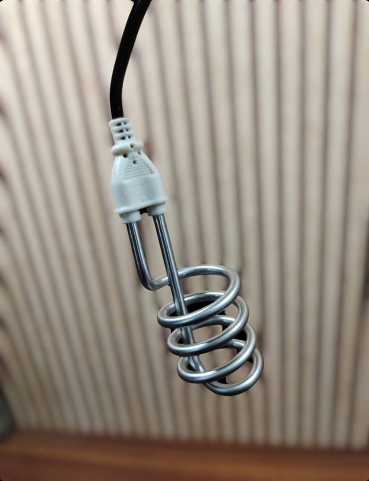 non-current-fast-heating-rod-2000w-perfect-for-winter-weather_PD6893