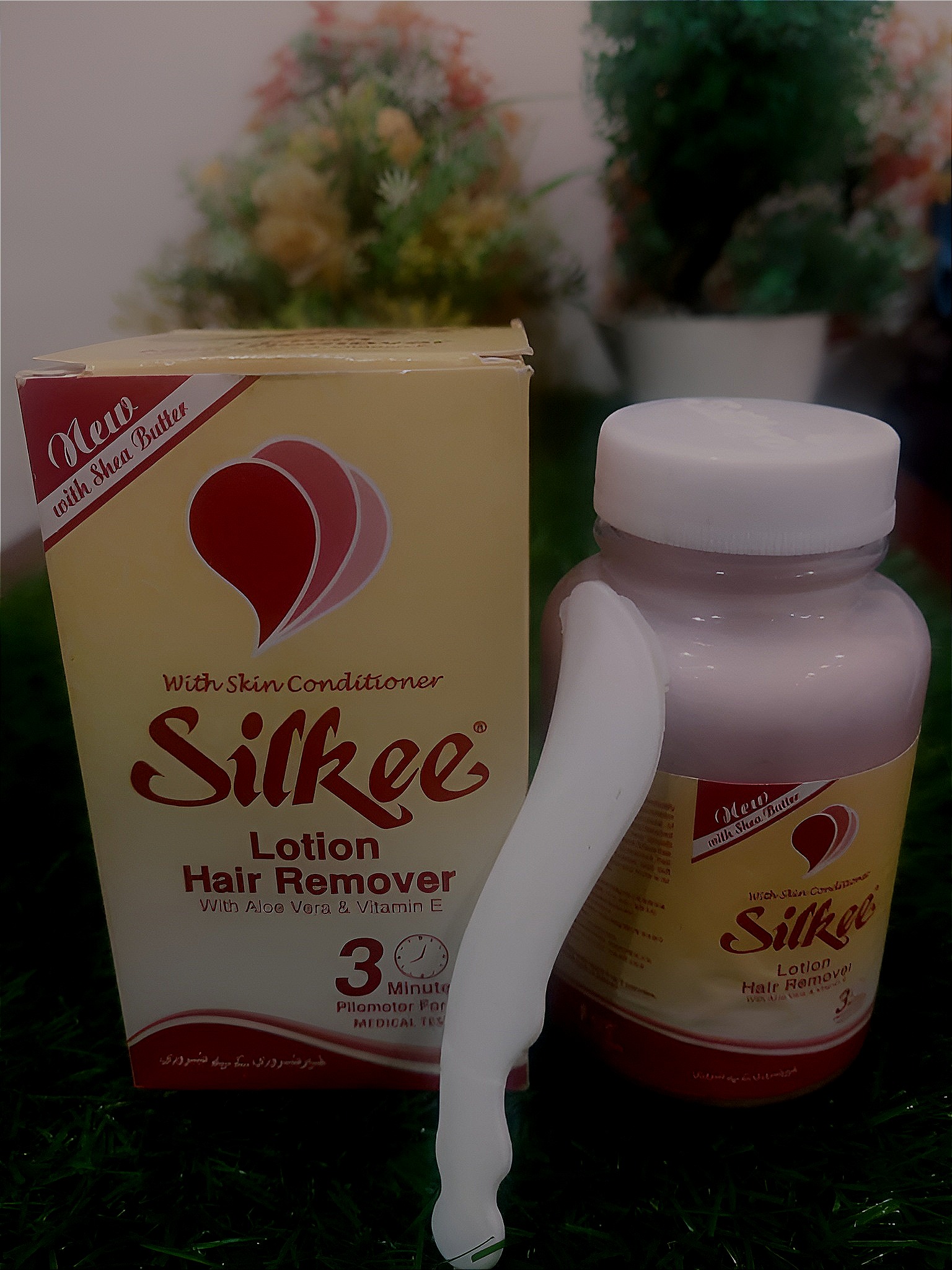 silkee-lotion-hair-remover-with-aloe-vera-amp-vitamin-e-120g_PD2665