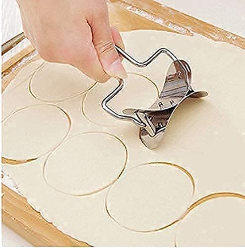 rolling-dough-cutter-dumpling-making-tool-kitchen-cutter-roller-wood-handle_PD1225