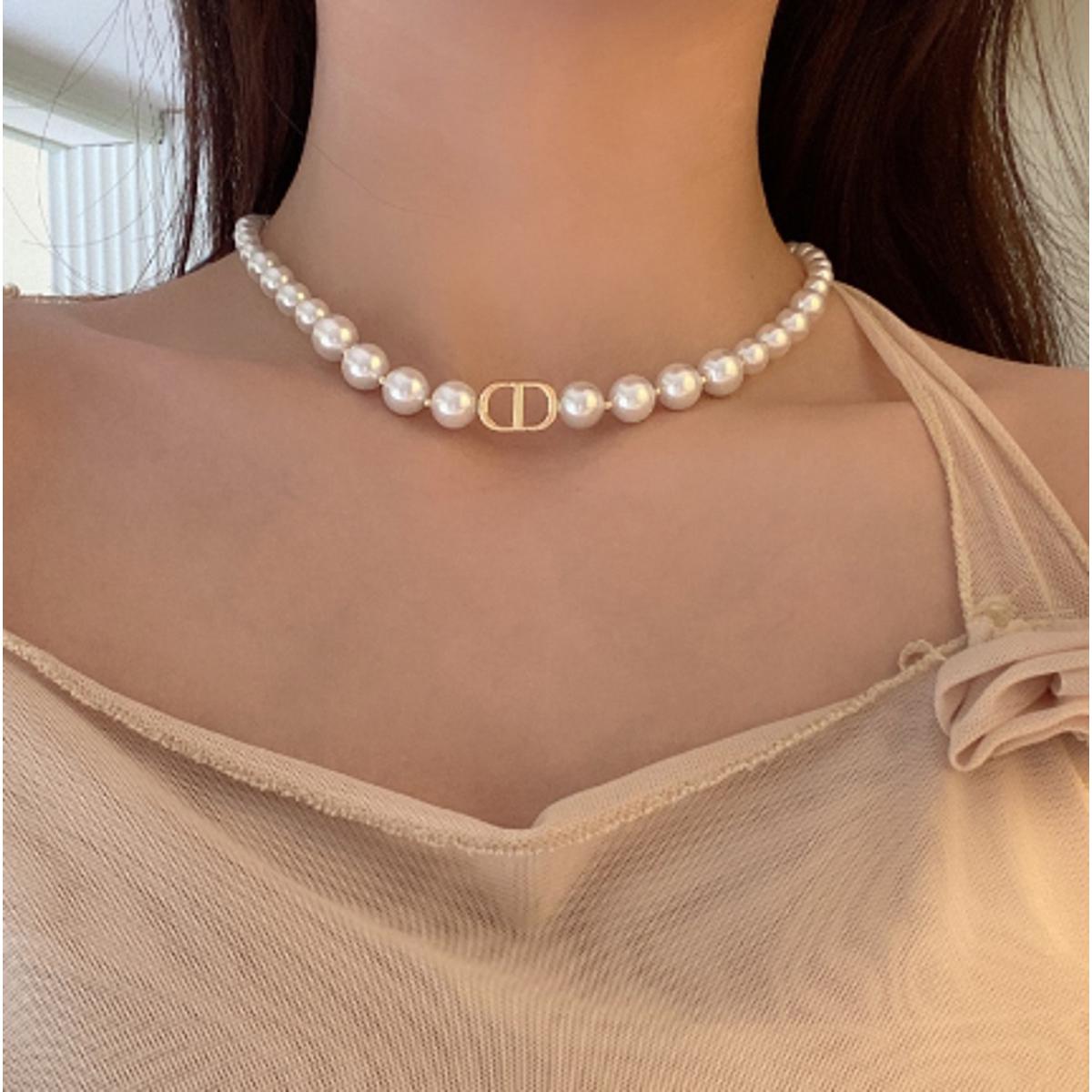 beautiful-pearl-charm-korean-elegant-necklace-for-girls_PD1725