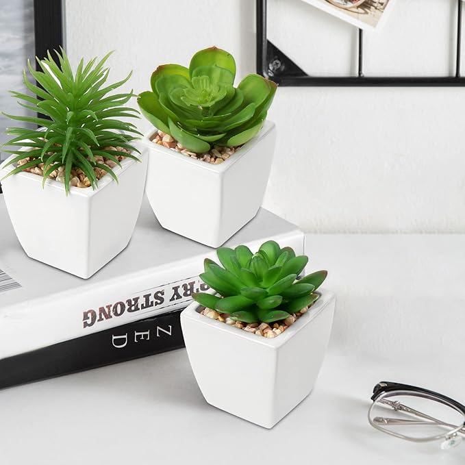 mini-plant-artificial-flowers-decoration-artificial-plants-ball-for-home-1-pc-square-shape_PD1805