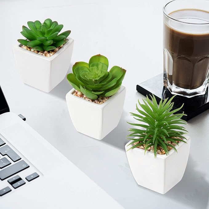 mini-plant-artificial-flowers-decoration-artificial-plants-ball-for-home-1-pc-square-shape_PD1805