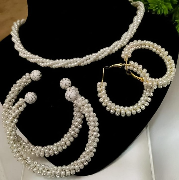 women-pearl-elegant-jewelry-set-kangan-mala-amp-earrings-pearl-setwhite_PD1733