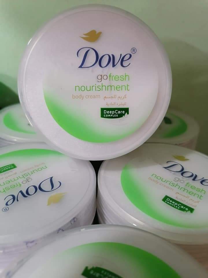 dove-essential-nourishment-body-cream-for-dry-skin---300-ml_PD1627