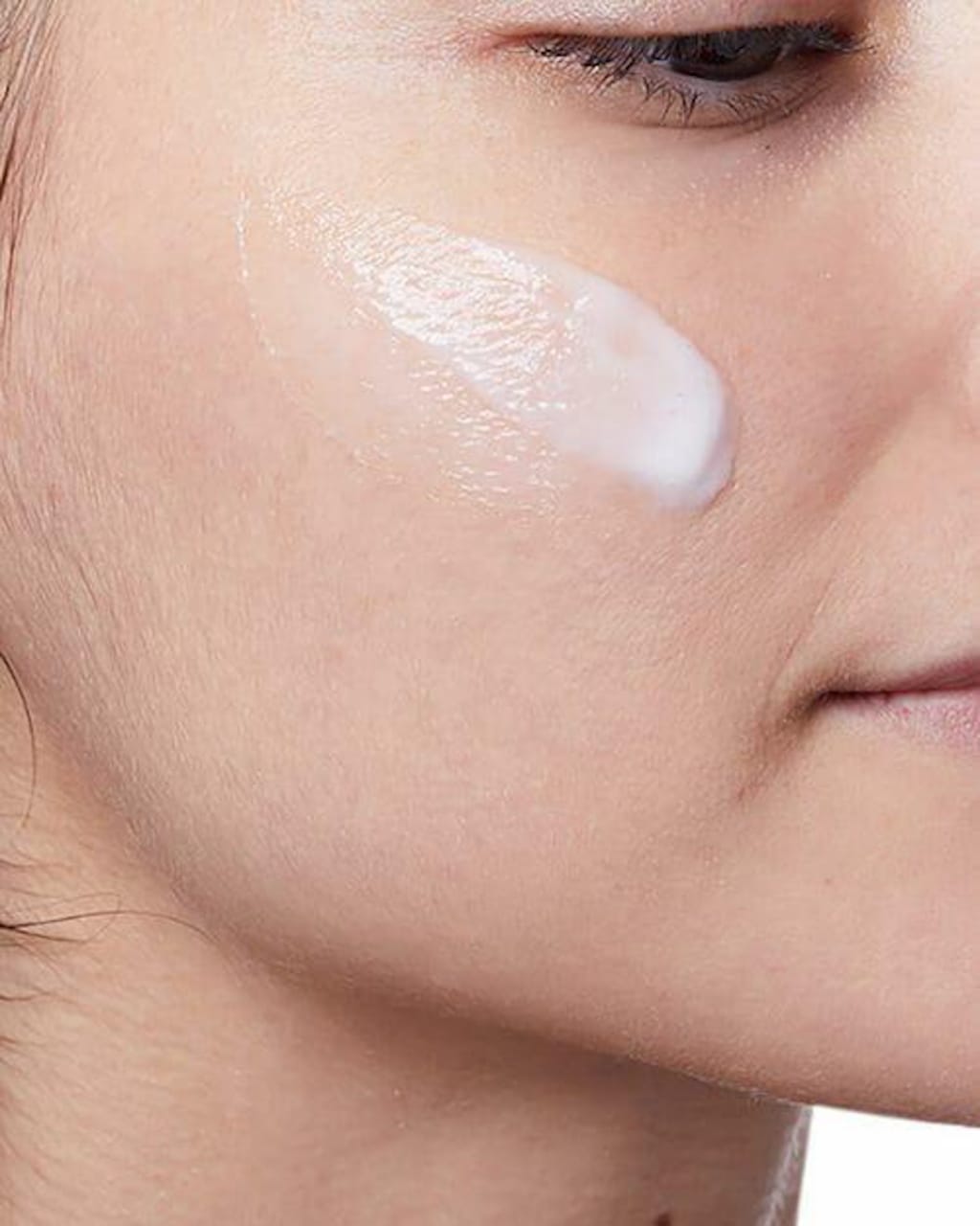 cerave-daily-moisturizing-body-lotion-with-3-essential-ceramides_PD7431