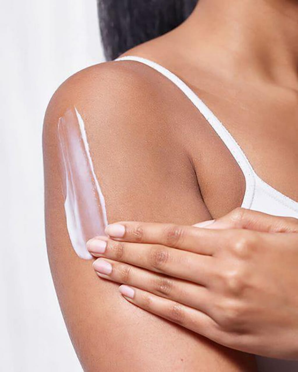 cerave-daily-moisturizing-body-lotion-with-3-essential-ceramides_PD7431