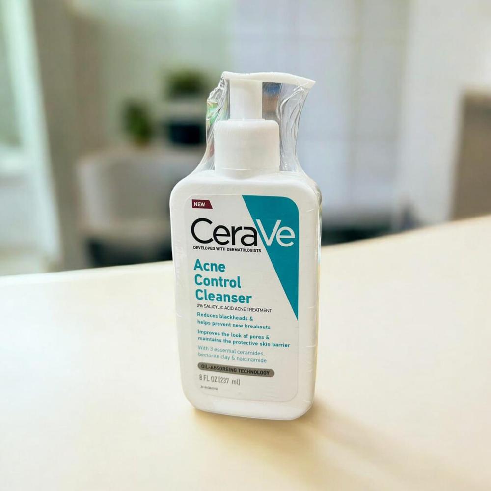 cerave-acne-control-cleanser-that-reduce-black-head---237ml_PD1614