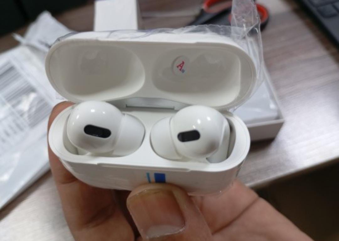 apple-airpods-pro-2-anc-hengxuan-wireless-bluetooth-earphone-active-noise-cancellation_PD1784