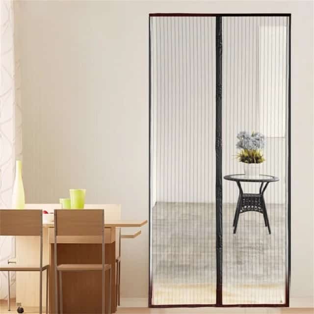 magic-mesh-deluxe--hands-free-magnetic-screen-door-mesh-curtain-keeps-bugs-out_PD1199