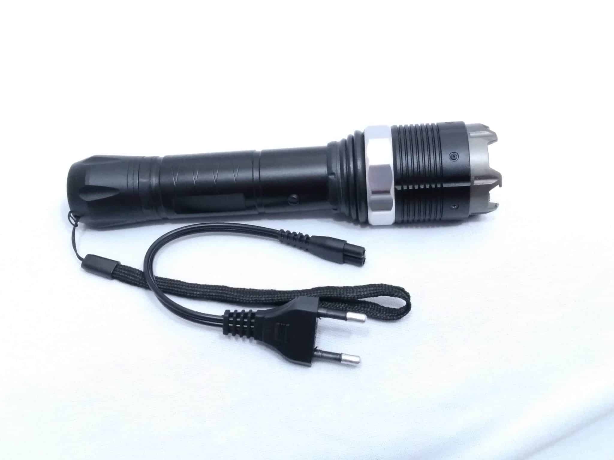 8810-flashlight-multifunctional-dimming-light-flashlight-rechargeable-self-defense-flashlight_PD435