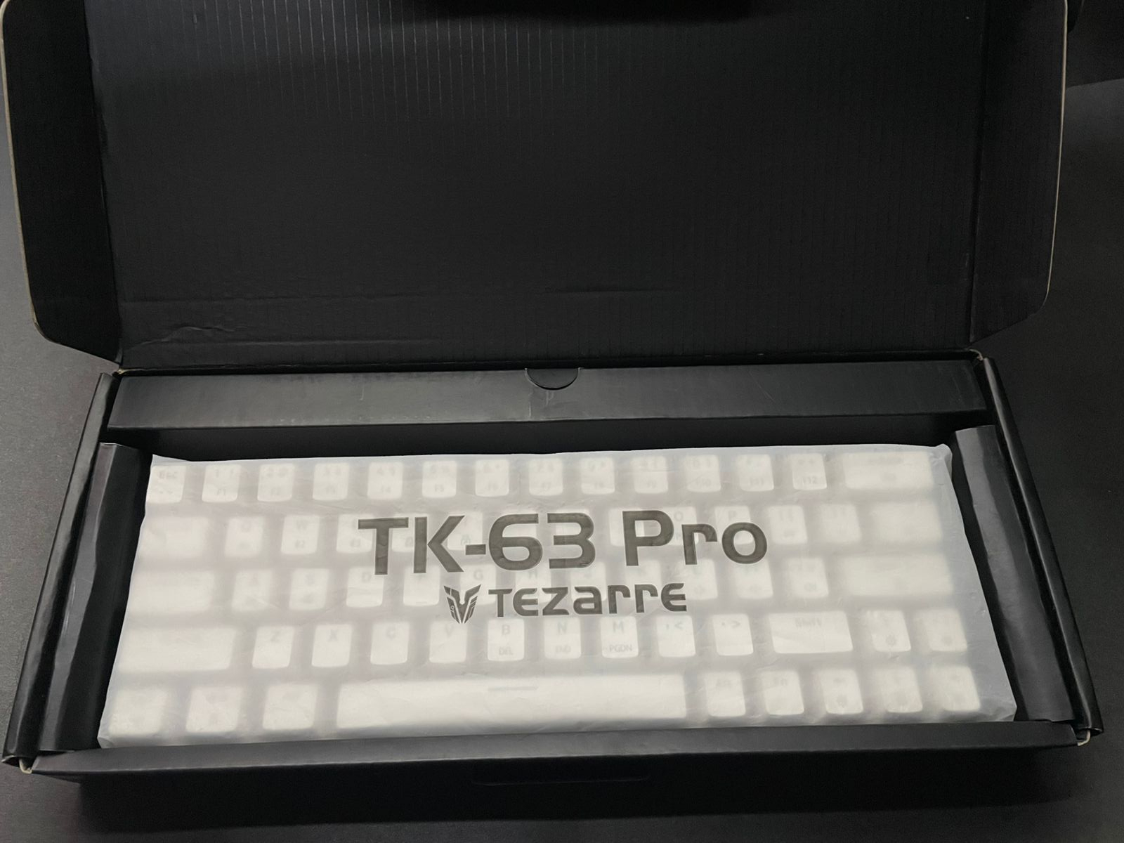 tezarre-tk-63-pro-rgb-wireless-mechanical-rgb-gaming-keyboard-rgb-backlight-mini-office-keyboard-for-windows-laptop-pc-gamer_PD1086