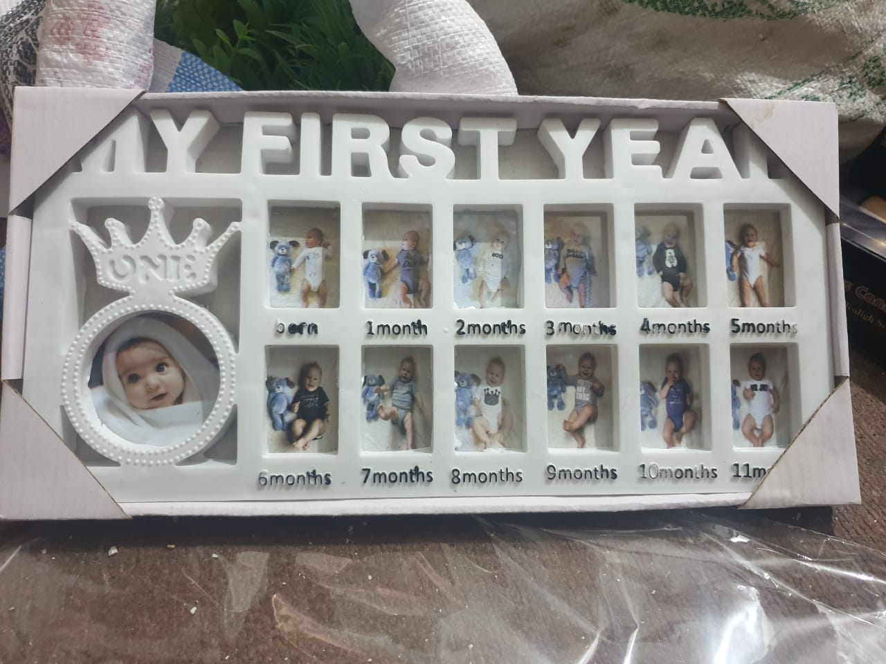 newborn-baby-photo-frame-baby-pictures-plastic-frame-for-12-months-monthly-milestone-photo-frame-my-first-year-picture-frame-for-baby-newborn_PD1004