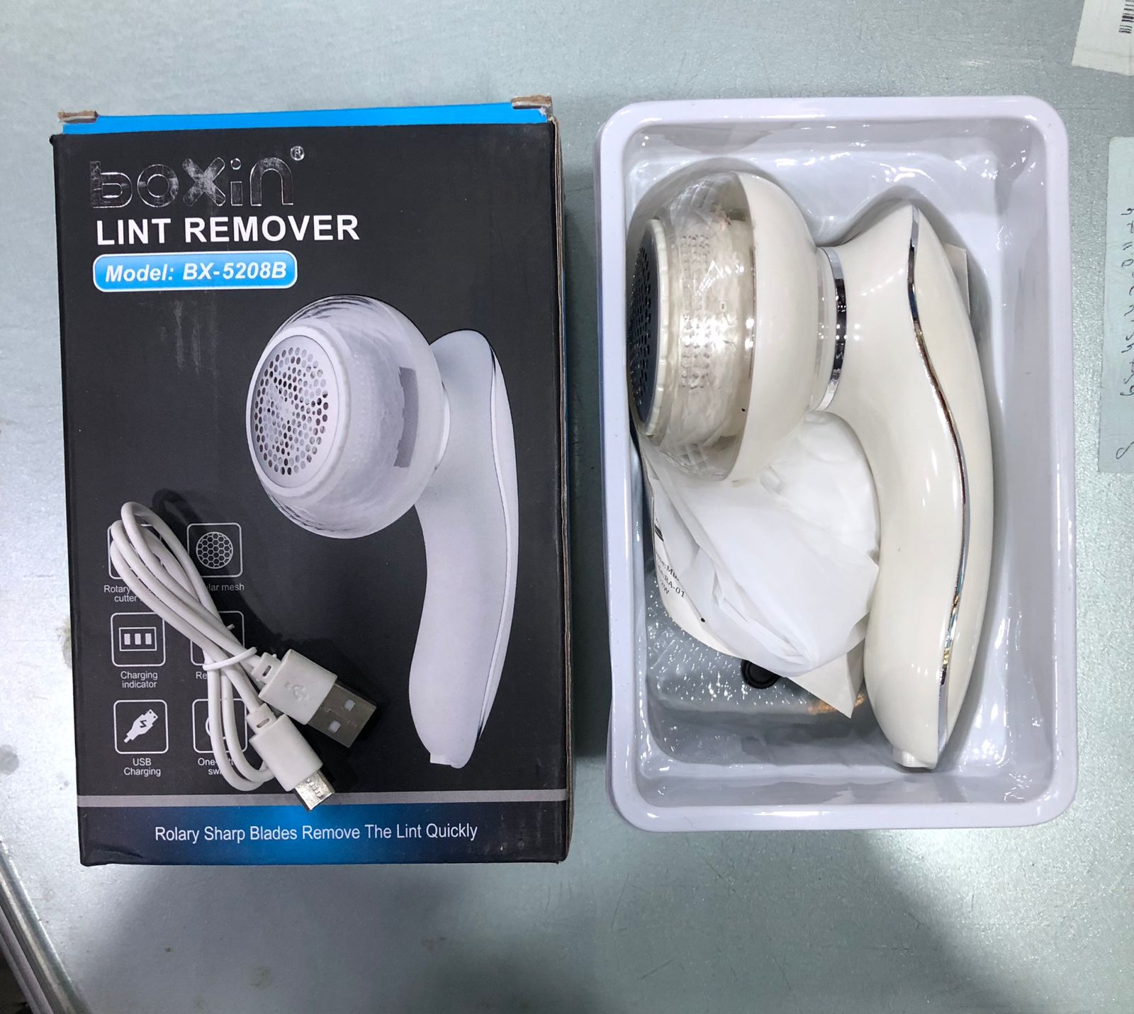 boxin-bx-5208b-portable-lint-remover-rechargeable-usb-portable-clothes-shaver-for-fluff-pilling-fabric-shaver-lint-remover_PD953