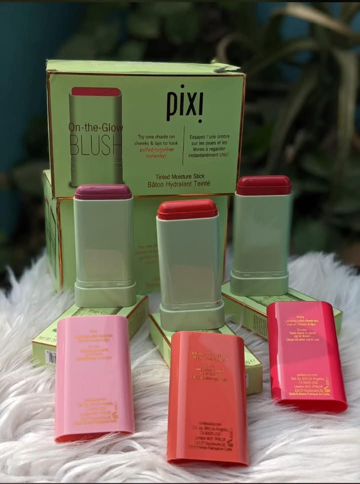 pixi-on-the-glow-blush-on-tinted-for-cheeks-make-up-moisture-stick-long-wearing-make-up-blush-18g-random-shades_PD367