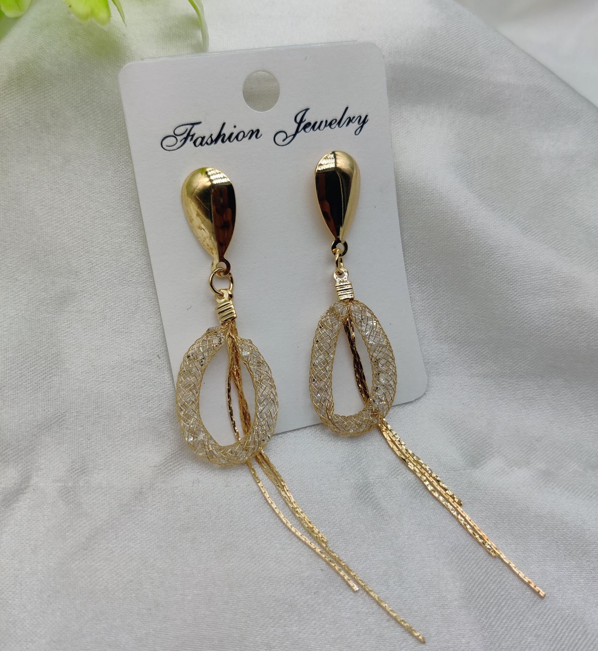 imported-elegant-mesh-teardrop-dangling-earrings-best-quality-artificial-earrings-for-girls-amp-women_PD7579