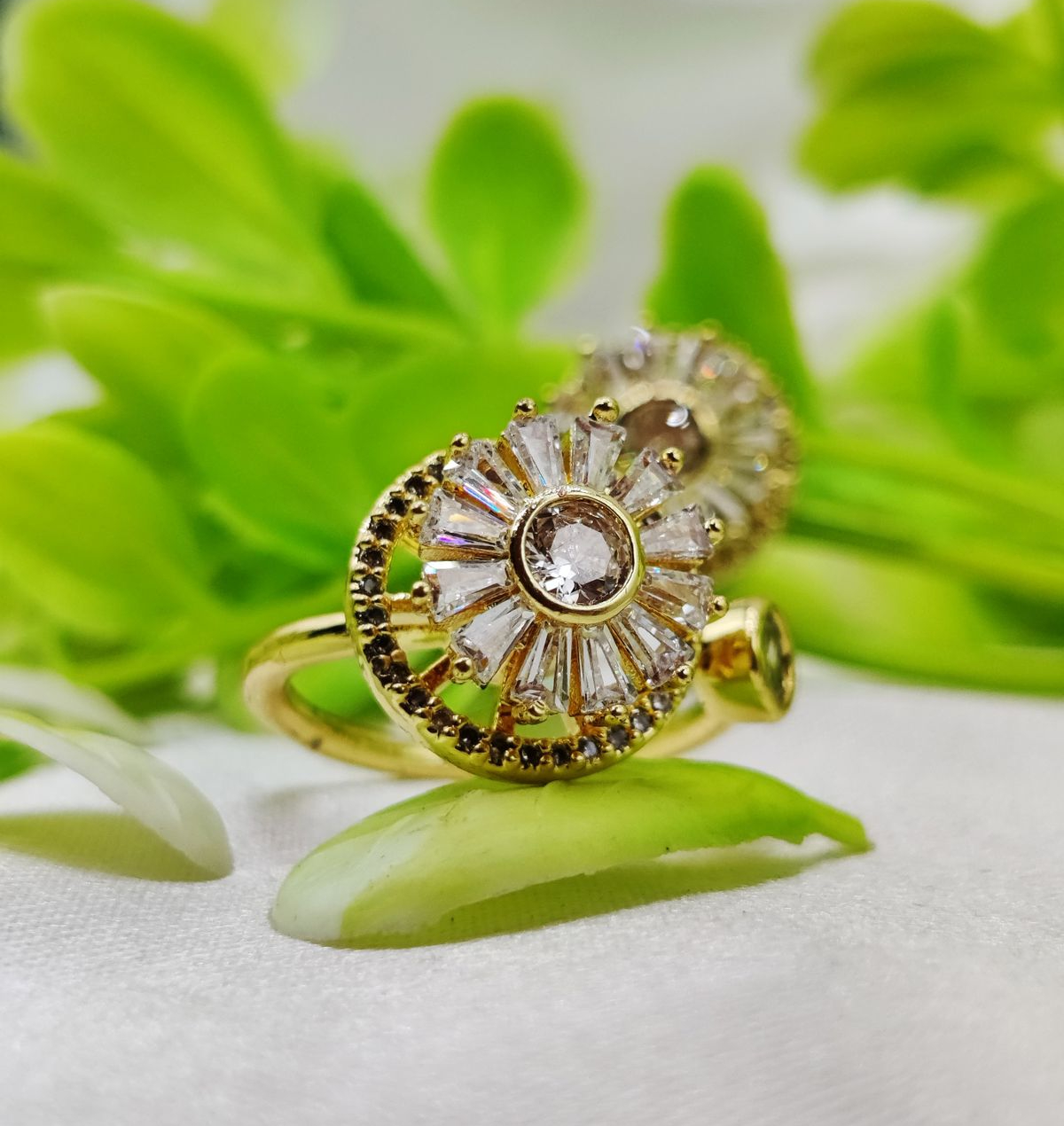 1-piece-elegant-moveable-radiance-sunflower-ring-timeless-sparkle-luxurious-design-ring-adjustable-ring-ring-for-girls-amp-women_PD7471