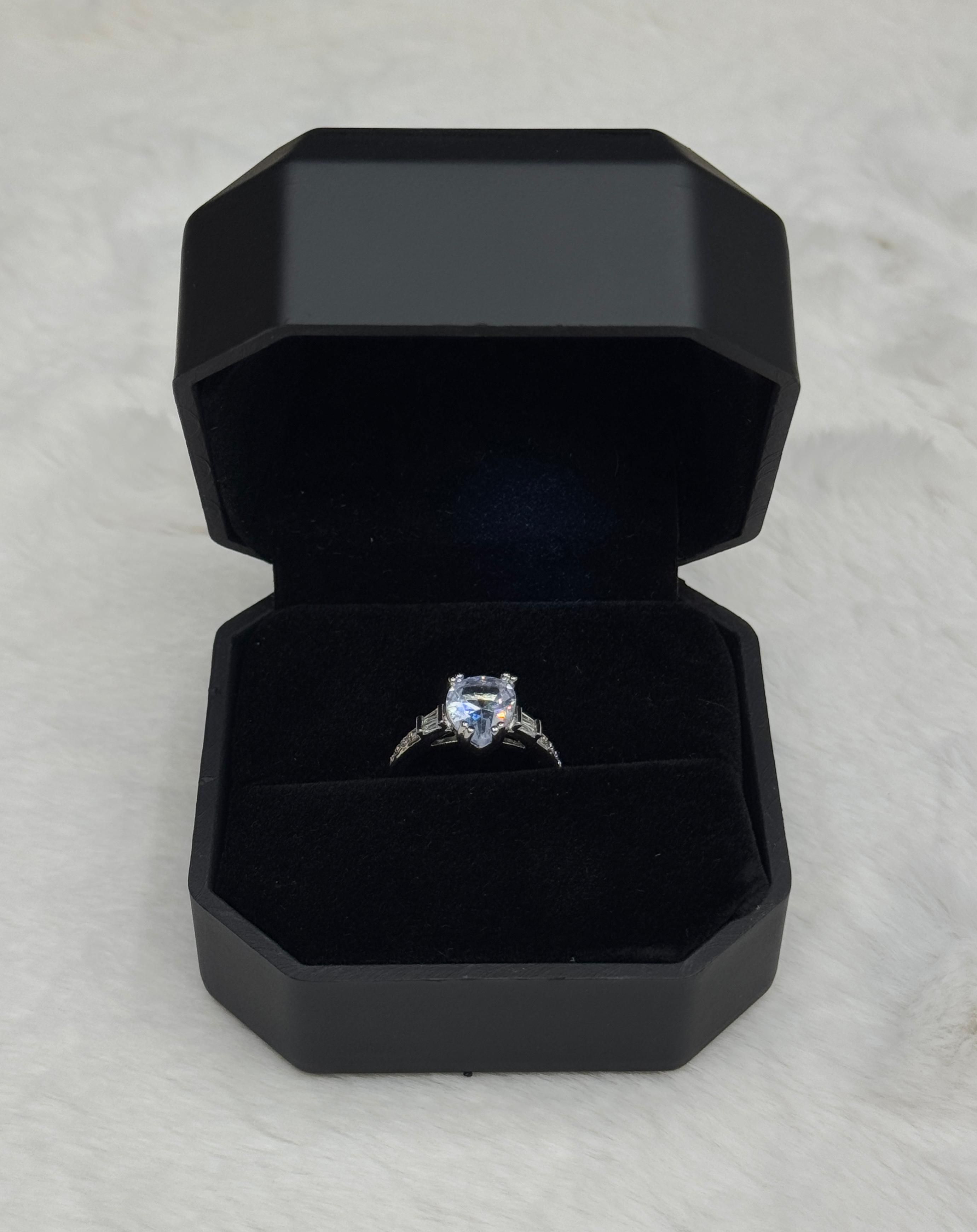 diamond-shape-luxury-quality-adjustable-ring-with-box_PD7761