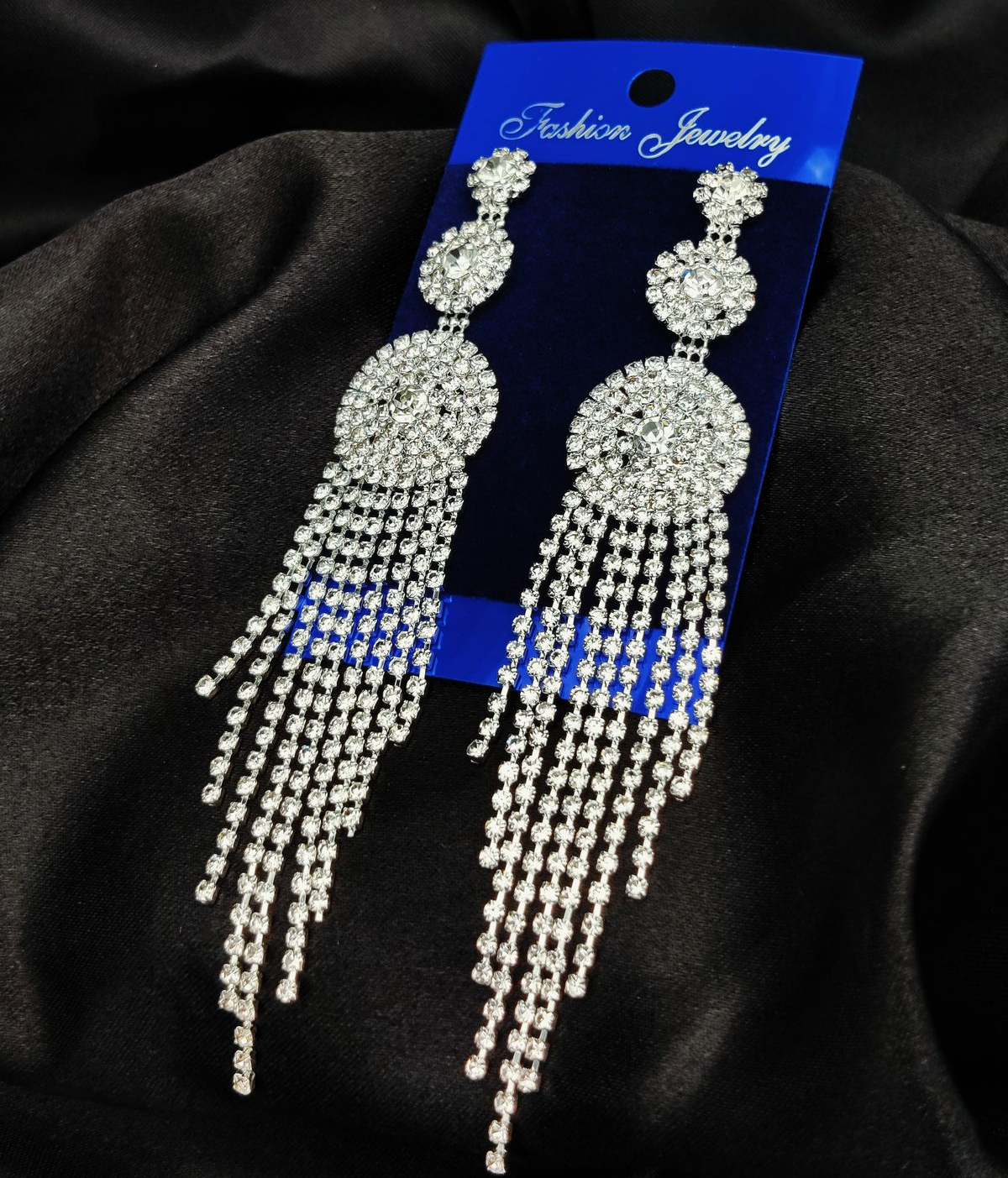 imported-tarnish-free-silver-sparkling-long-statement-earrings-for-glamorous-evenings-best-quality-earrings-for-girls-amp-women-luxury-look-earrings-silver_PD7990