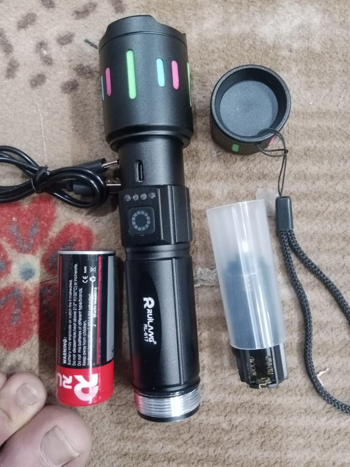 ruilang-metal-torch-multifunctional-rechargeable-emergency-torch-for-camping-household-model-rl-617_PD7684