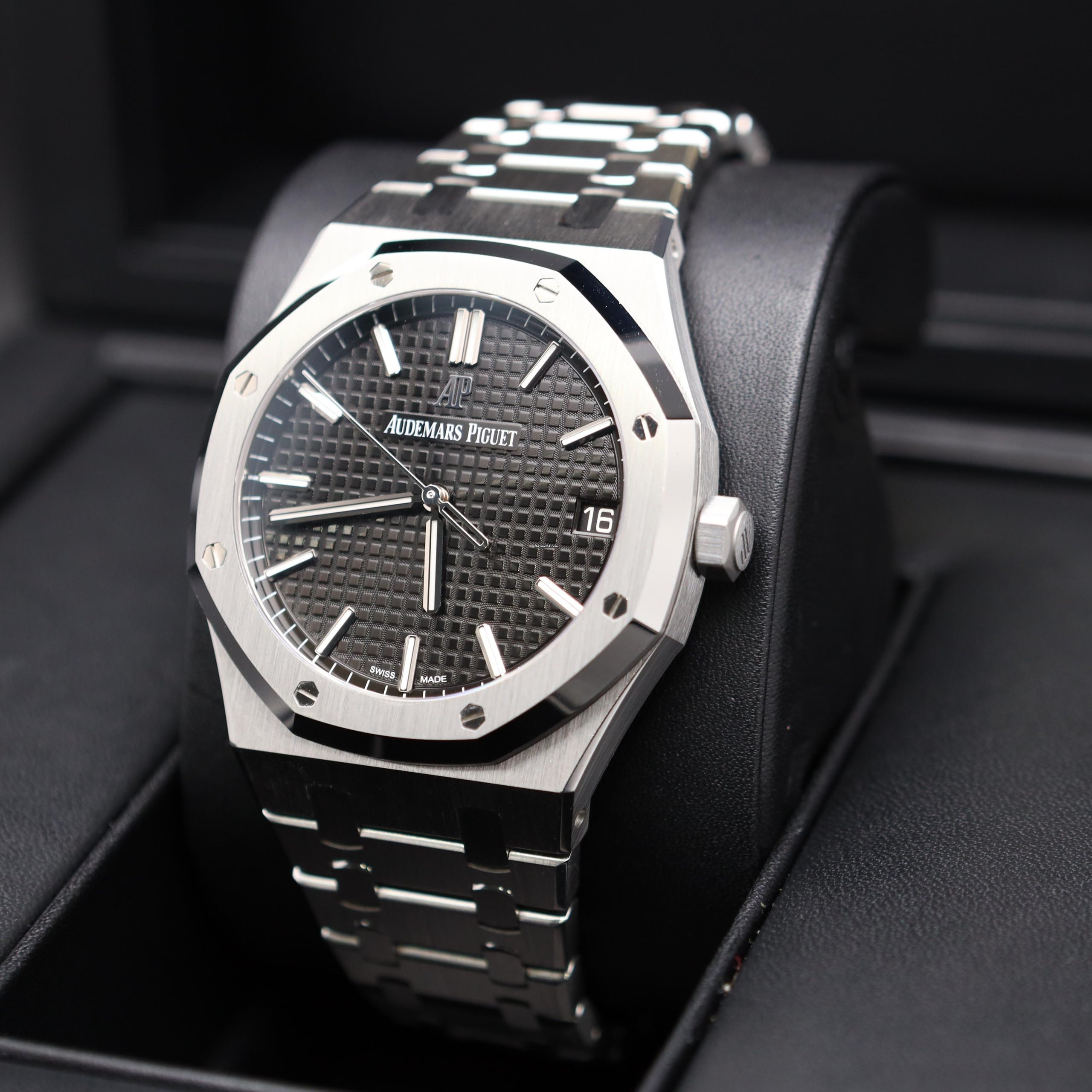 audemars-piguet-royal-oak-selfwinding-stainless-steel-luxury-quartz-watch-elegant-stainless-steel-timepiece-with-premium-gift-box_PD8169