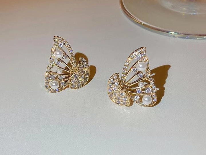 korean-zircon-and-pearl-butterfly-front-back-earrings-luxury-look-artificial-earrings-girls-earrings-women-earrings_PD8099